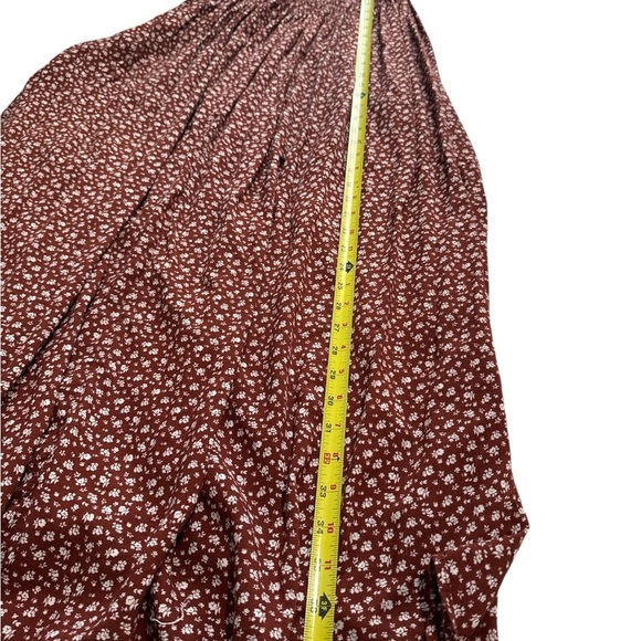 Elegant Blush Maxi Dress - Picture 6 of 7